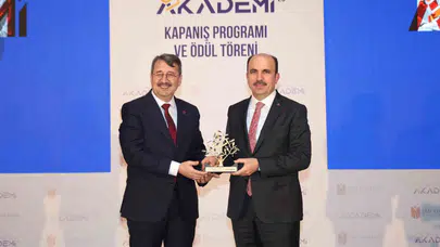 Gençliğe yatırım yapan Konya’ya prestijli ödül: Başkan Altay’dan "neslin ihyası" vurgusu