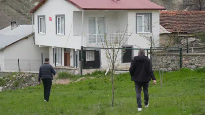 Gümüşhane’de korku dolu günler: Ayılar okul bahçelerine kadar indi
