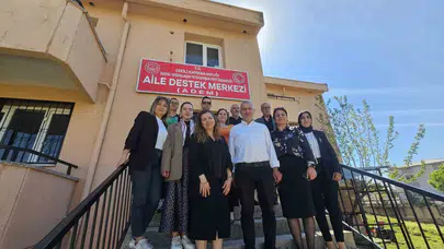 Dikili’de kadınların gücü üretime dönüşüyor: Hem öğreniyor hem kazanıyorlar
