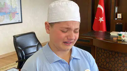 Oğlunun gözyaşlarına kayıtsız kalmadı: Hafızlık yolunda eşine az rastlanır fedakarlık