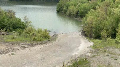 Kuraklık bitti, ulaşım hayalleri suya düştü: 18 köyün yolu baraj sularına gömüldü