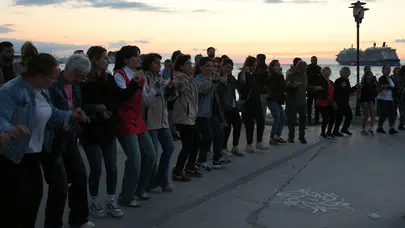 Kuşadası’nda 1 Mayıs: İşçi Bayramı kutlamaları Ömer Günel’in gölgesinde geçti