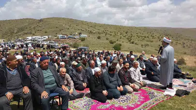 Bereket için eller semaya açıldı: Çakırözü’nde geleneksel buluşma