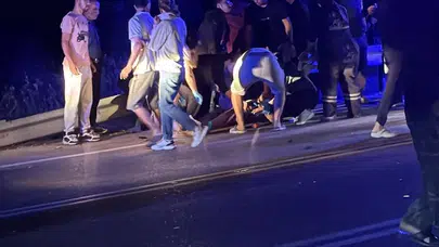 Isparta-Antalya yolunda acı gece: 4 aracın karıştığı kazada 3 can kaybı
