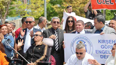 Kırşehir’de farkındalık adımları: Sessiz yürüyüşle engelleri aştılar