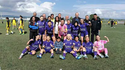 Tavşanlı'nın gururu sahada fırtına gibi esiyor: İkide ikiyle zirveye göz kırptılar