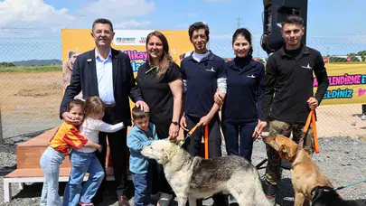 Çekmeköy’de sevgi dolu buluşma: Can dostlar yeni ailelerine kavuştu