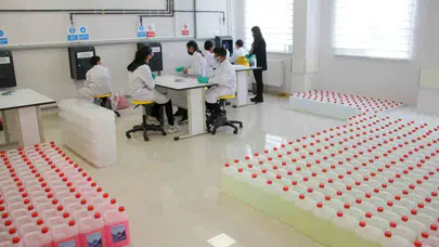 Okul sıralarında teorik eğitimle yetinmiyorlar: Ağrılı gençler hem üretiyor hem kazanıyor