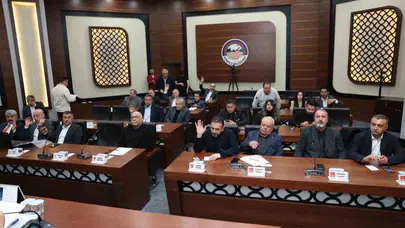 Körfez’de çehre değişimi başlıyor: Hem üniversiteye hem parklara dev yatırım
