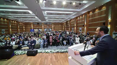 Erdoğan'dan İstanbul teşkilatına sürpriz telefon: Kadınların emeği sahadan belli oluyor