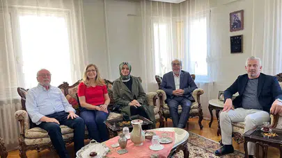Karesi’de gönül köprüleri tazelendi: AK Parti’den ahde vefa turu