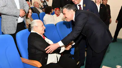 Timsal Karabekir Gümüşhane’de tarih dersi verdi: Yetimlerin umudu Gürbüzler Ordusu