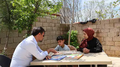 Okul kapısı ona değil, öğretmenleri ona geldi: Zeynel’in hayalleri evinde yeşeriyor