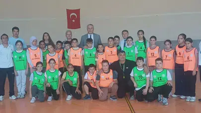 Ekran başından oyun sahasına: Burhaniye’de çocuklar geleneksel oyunlarla buluştu