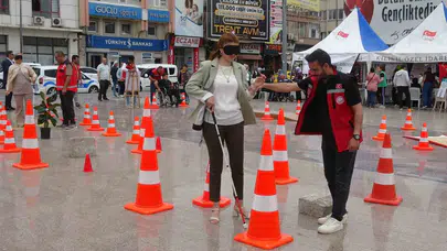 Gözleri bağlayıp tekerlekli sandalyeye oturdular: Kilis’te engelleri aşmak için empati sınavı
