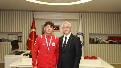 Minderin yeni yıldızı parladı: Saruhan Karaoğlu Avrupa ikincisi oldu