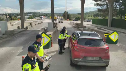 Gaziantep yollarında bayram mesaisi: Jandarmadan sürücülere hayati uyarılar