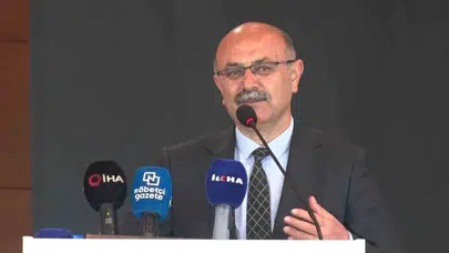Bursa’da "Aile Kuşatması"na Karşı Kritik Zirve: Fabrika Ayarlarımıza Dönmeliyiz