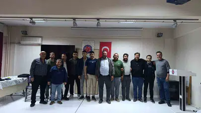 Tüfekleri değil bilgiyi kuşandılar: Buldan’da 19 avcı adayı sınavı başarıyla geçti