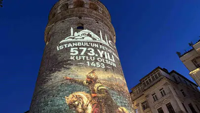 Galata Kulesi’nde 1453 ruhu: Fethin 573. yılı görsel bir şölenle taçlandı