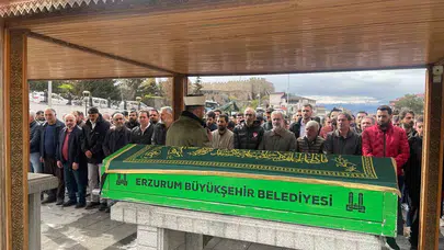 Erzurum basınının acı kaybı: Duayen gazeteci Orhan Akdal dualarla uğurlandı