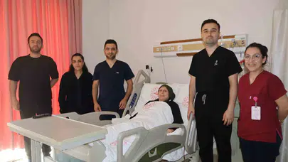 Sakarya'da tıp dünyasında bir ilk: Kanser hastasına kendi dokusuyla umut oldu
