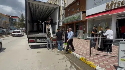 Yeşilırmak alarm veriyor: Turhal’da esnaf dükkanını boşaltıp kepenk indirdi