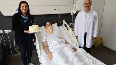 Doktorunun dikkati hayatını kurtardı: Ameliyat masasından doğum günü pastasına uzanan mucizevi iyileşme
