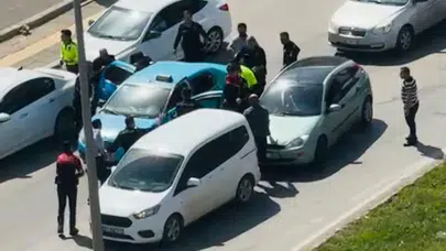 Gaziantep'te dehşet anları: Taksiciyi rehin alıp polise kurşun yağdırdılar
