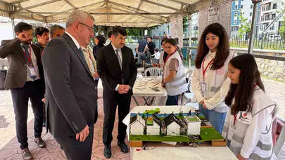 İskenderun’un genç beyinleri sahneye çıktı: Geleceğin teknolojileri Bilim ve Sanat Merkezi’nde görücüye çıktı