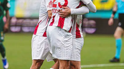 Esenler Erokspor sezonu puanla kapattı: Pendikspor deplasmanda direndi