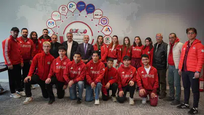 Buz pistinde rakiplerini geride bırakıyorlar, şimdi sıra dünya ile konuşmakta: Milli sporculara dev destek