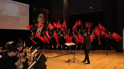 Kütahya’da türkü rüzgarı: Anadolu’nun sesi Hezar Dinari’de yankılandı