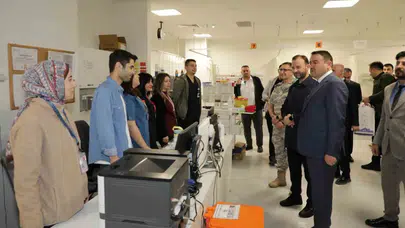 Kütahya’da bayram mesaisi: Vali Işın’dan huzurevi ve güvenlik güçlerine vefa ziyareti