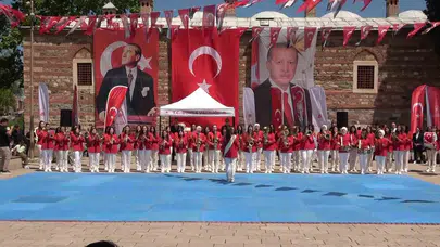 Tarihi meydanda bayram şöleni: Bursa 19 Mayıs’ı unutulmaz kıldı