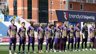 Kadıköy’de dramatik final: Eyüpspor uçurumun kenarından döndü
