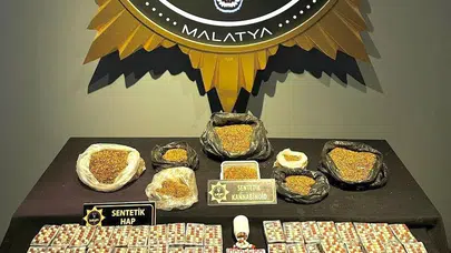 Malatya’da zehir tacirlerine darbe: Binlerce hap ve uyuşturucu madde ele geçirildi