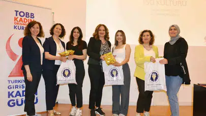 Sanayide cam tavanı kaynakla kırıyorlar: Manisa’da kadınlar artık üretim hattının merkezinde