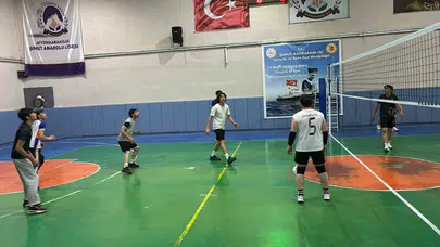 Filelerin Efeleri Şuhut’ta kupa mesaisinde: Zirveden başka seçenek yok
