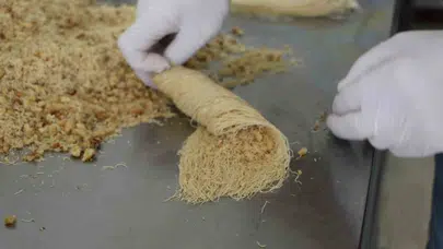 Diyarbakır’da bayram bereketi: 24 saat mesai ile 6 ton tatlı üretilecek