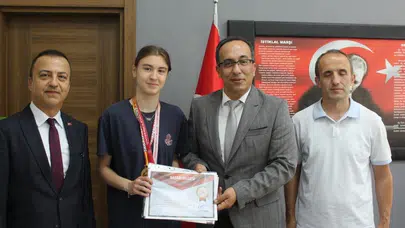 Minderin yeni yıldızı Aydın’dan çıktı: Naile Nur hem Avrupa’da hem Türkiye’de zirveye kuruldu