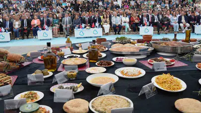 Balıkesir lezzetleri dünya sahnesine çıktı: 14 büyükşehir belediye başkanı Gastrofest için buluştu