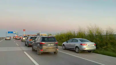 Bursa’da bayram mesaisi trafiği kilitledi: Kurban kesim alanına ulaşmak saatler sürdü