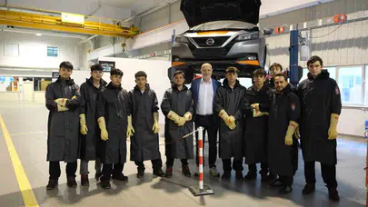 Otomotivin kalbi Bursa'da dev iş birliği: Elektrikli araçlar için eğitim seferberliği başlıyor