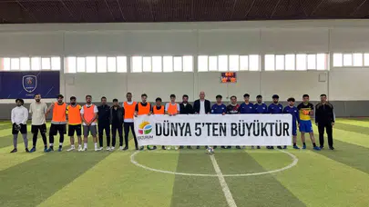 Erzurum’da sahalar dünyaya açıldı: Uluslararası öğrenciler şampiyonluk için ter döktü