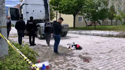 Emet’te alışveriş dönüşü korkunç kaza: Tırın altında kalan yaşlı kadın yaşam mücadelesi veriyor