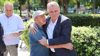 Zirvedeki yerini tescilledi: Yunusemre halkın takdirini kazandı
