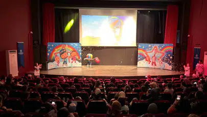 Aydın’da sanat rüzgarı esiyor: Başkan Çerçioğlu ilçeleri sahneye dönüştürdü