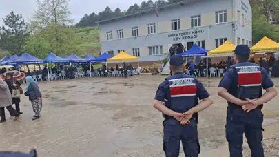 Bereket beklentisi Muratdere’de birleştirdi: Köylüler yağmur için ellerini semaya açtı