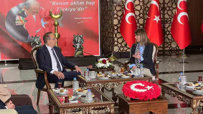 Siyasette bayram mesaisi: AK Parti ve MHP heyetlerinden kritik mesajlar